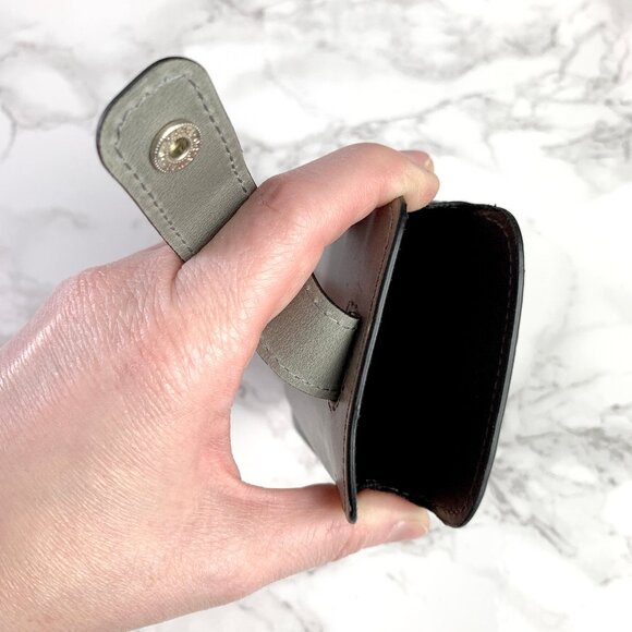 Schmincke Grey Leather Case with Snap - Picture 3 of 5